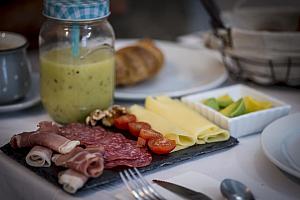 Cold meats and cheese