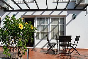 One Bedroom Apartment