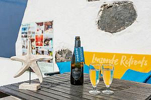 Drinks in the sun