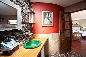 En-suite bthroom