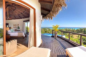 Terrace and plunge pool