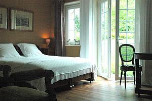 Double room with French windows