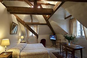 Bedroom at the top of the chateau