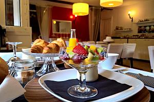 Breakfast room