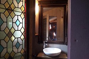 En-suite bathroom