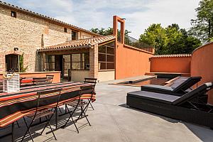 Terrace with sunbeds