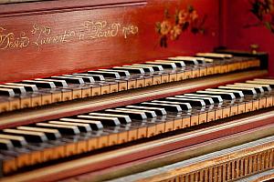 Antique piano, harpsichord