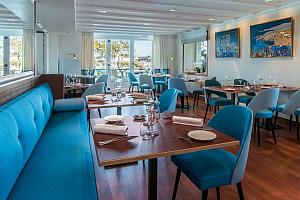 Les Trois Rochers Restaurant