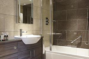 en suite bathroom