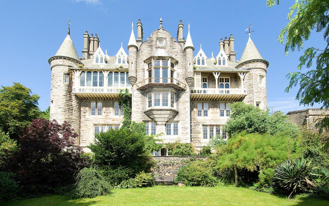 Chateau Rhianfa