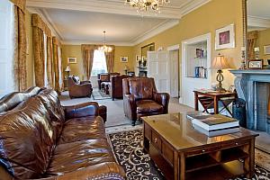 Drawing room, lounge