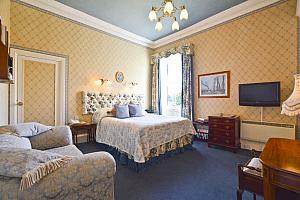 Superior Double Room, Farlam Hall