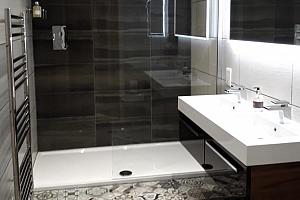 Luxury en-suite bathroom