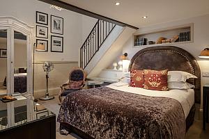 Duplex Room