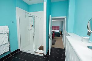 Walk-in shower