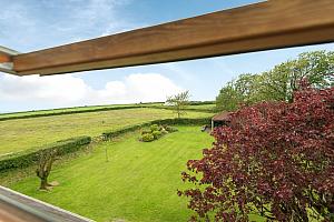 Farmhouse bed and breakfast, Sout hWales