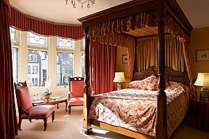 Four poster bed