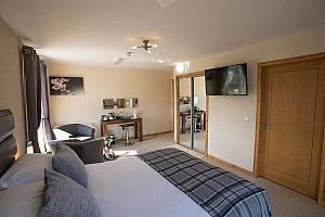 Junior suite, guest house, Scotland