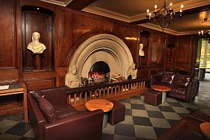 Castell Deudraeth lounge