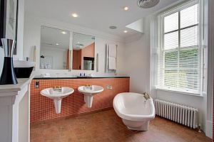 boutique hotel bathroom