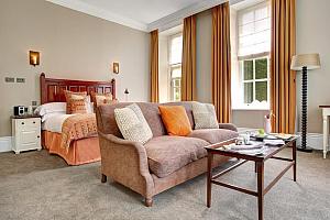 junior suite Durham hotel