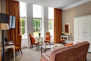 garden suite sitting room