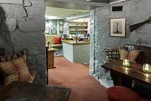Pub, hotel bar