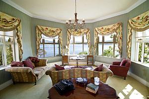 Private sitting room, Presidential Suite