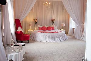 Top Hat Room