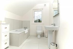 En-suite bathroom