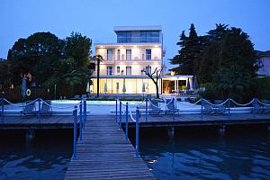Lakeside boutique hotel
