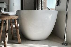 Bathtub