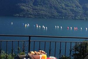 Breakfast while watching the yachts racing