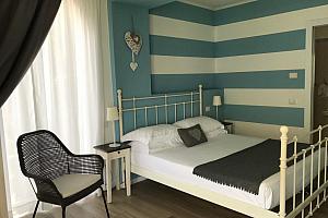 Blue room