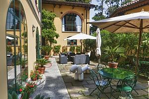 Italianate style hotel terrace