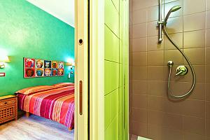 Kingsize bed + single