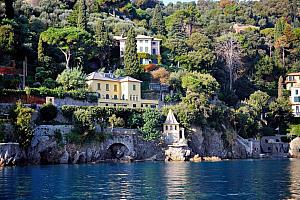 Peaceful bay beside Portofino