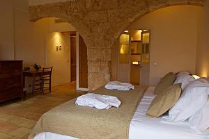 Natural stone arches