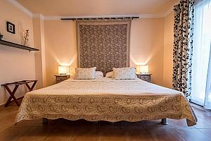 Double room facing the lake