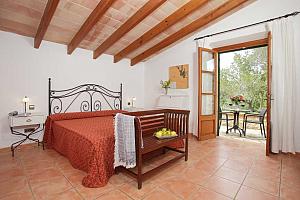 Double Room, Son Amoixa Vell