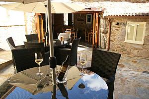 Garden Terrace, Casa Camino