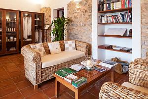 small country hotel Eivissa