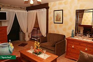 Aguia Suite