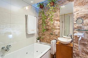 Luxury bathroom