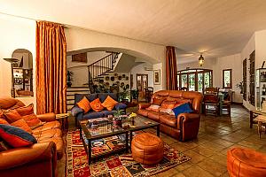 Lounge, Los Castaños