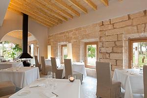 Restaurant, Font Santa Hotel