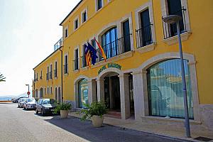 Beach hotel, Majorca