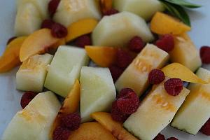 Fresh fruit, breakfast