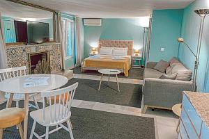 One bedroom suite