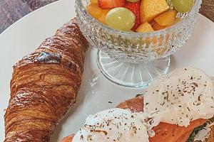 Poached eggs and salmon breakfast